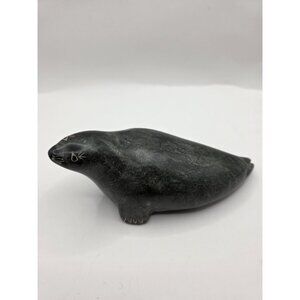 Vintage Inuit Carving Stone Seal Sculpture "IVU ΓΔΡ" Eskimo Art Canada
